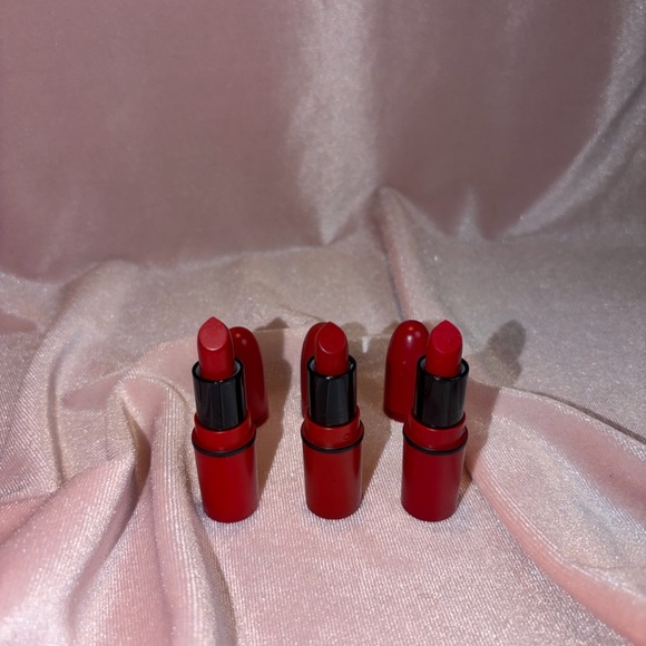 New MAC Cosmetics Bold Mini Red Lipstick Trio - Picture 1 of 2